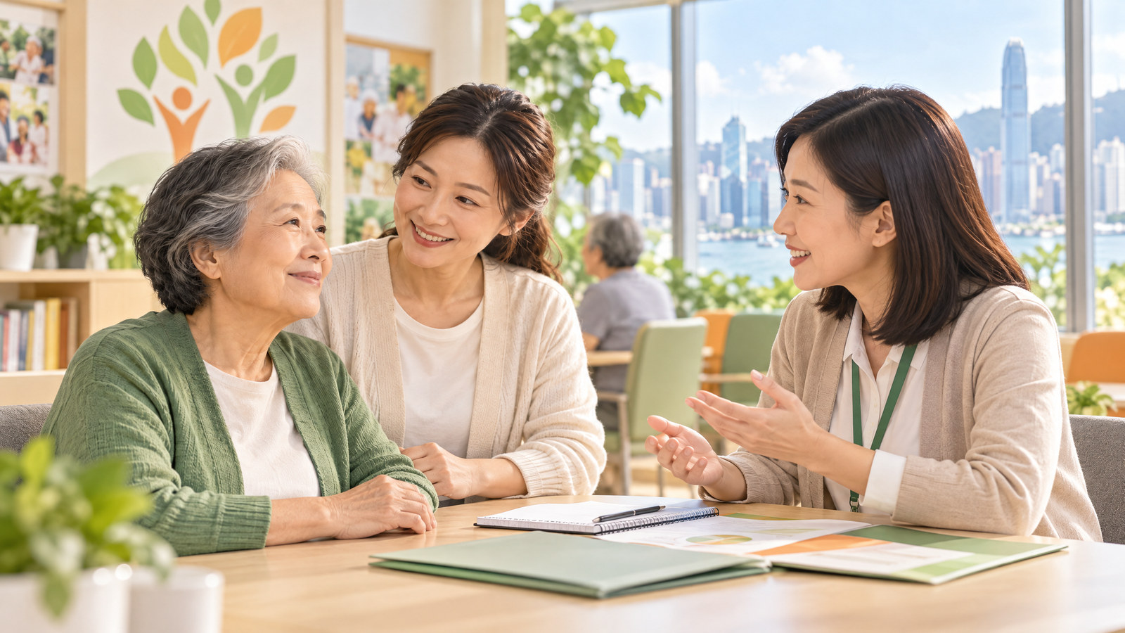 中風者與家人向社區支援人員查詢照顧服務，呈現香港社區照顧與家庭支援情境